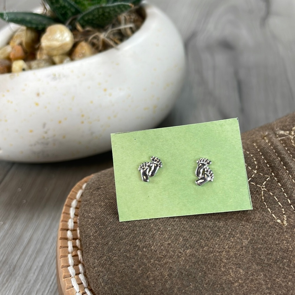 🍂Sterling Silver Feet Earrings🍂